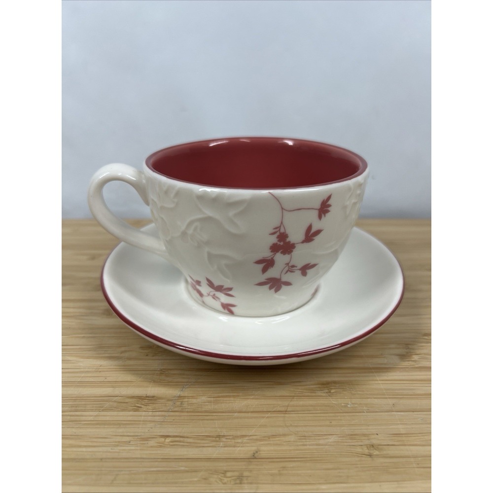 Starbucks 2006 Pink And White Raised Leaf 9 Oz Coffee Mug And Saucer Set